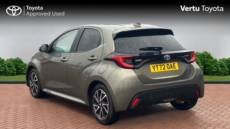 Toyota Yaris 1.5 Hybrid Design 5dr CVT Hybrid Hatchback